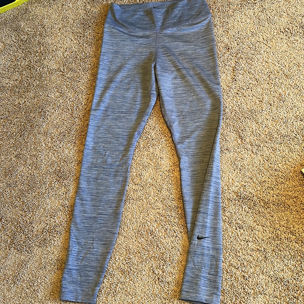 Nike leggings